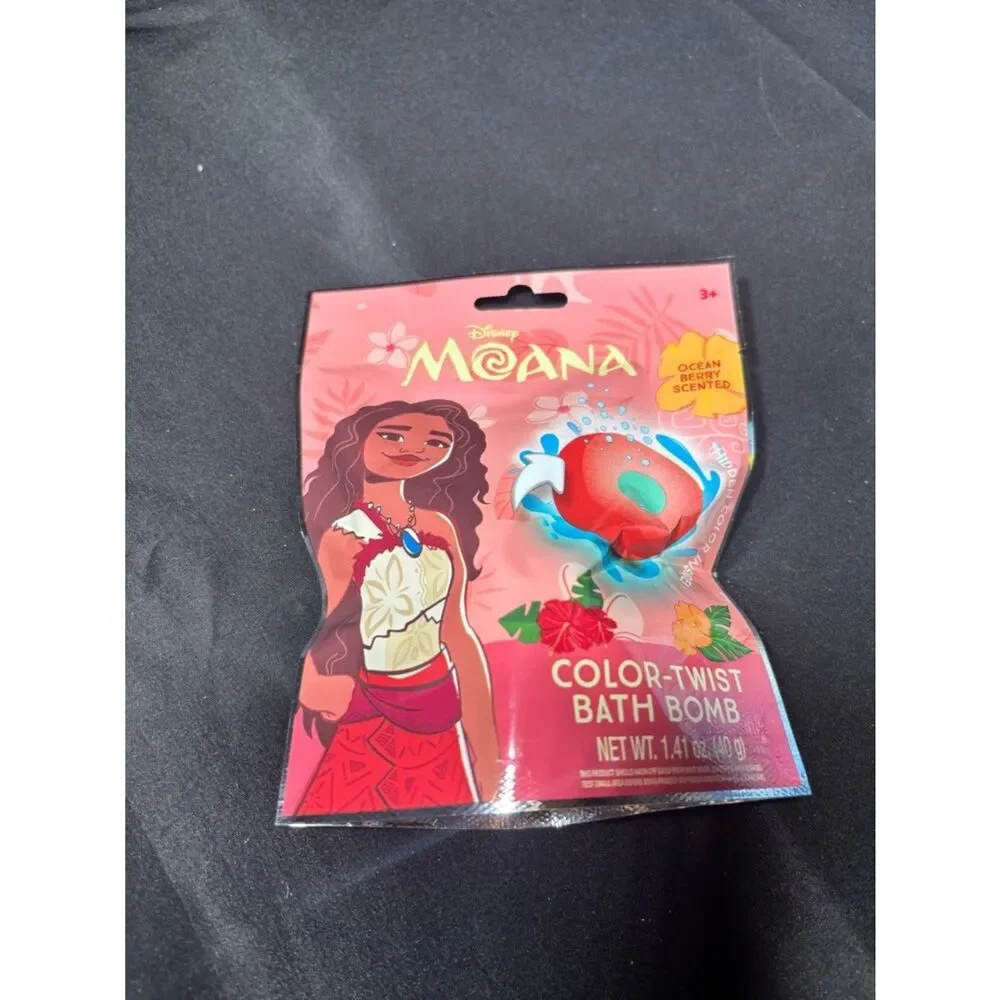 2 New Disney Moana Color-Twist Bath Bomb - Pink, Red, Teal